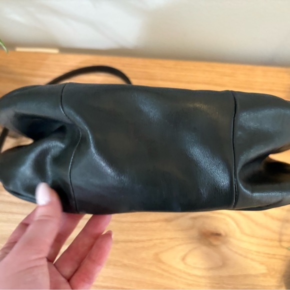 Rare Vintage Y2K Marc by Marc Jacobs Marchive Messenger bag, black leather - Picture 6 of 10